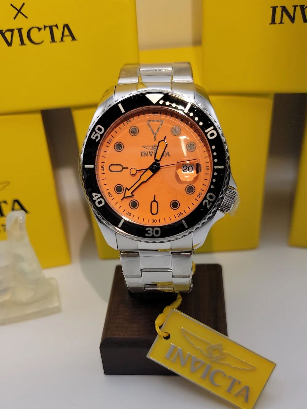 Invicta ⌚️ Men’s Pro Diver 48884 Velmora 46mm Watch Orange Dial Offset Crown
